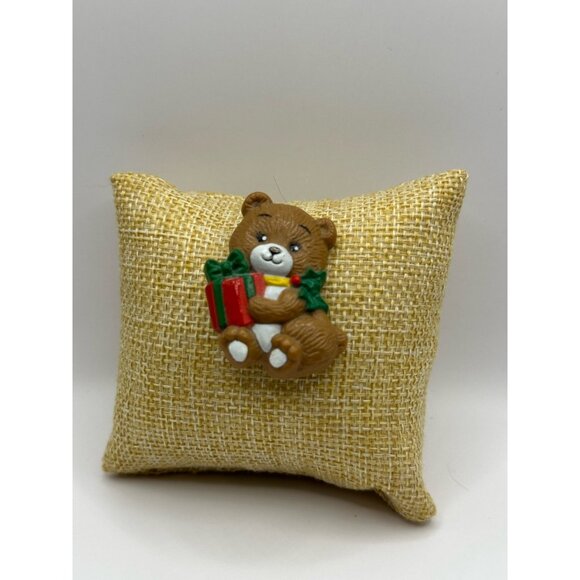 Russ Christmas Holiday Gift Bear Brooch - Picture 2 of 5